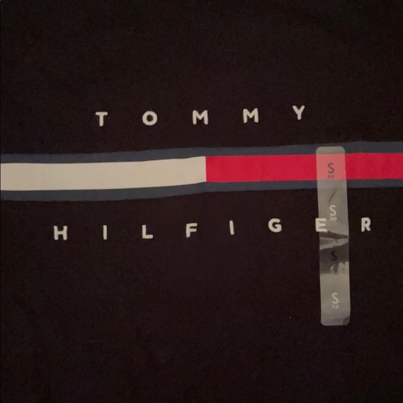 Tommy Hilfiger Women’s Top - Picture 2 of 3